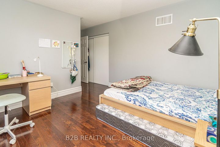 Photo 33 at 12 Valleywest Road, Vales of Castlemore, Brampton