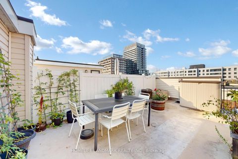Photo 23 at 310 - 60 Joe Shuster Way, South Parkdale, Toronto