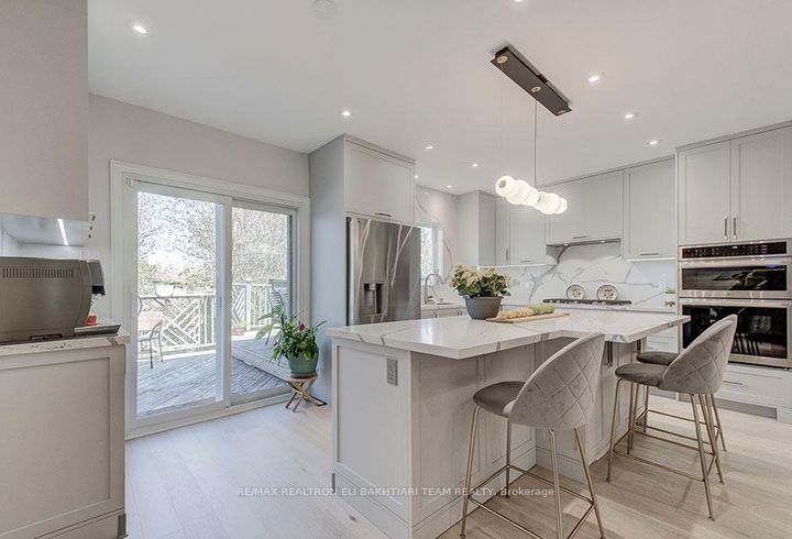 Photo 16 at 353 Meegan Court, Summerhill Estates, Newmarket