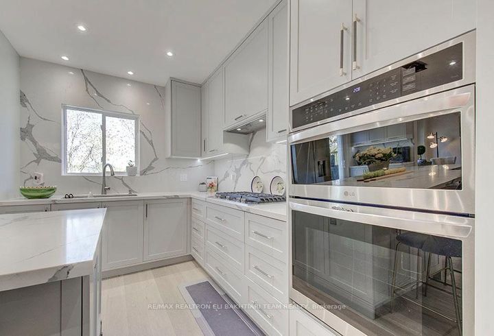 Photo 22 at 353 Meegan Court, Summerhill Estates, Newmarket