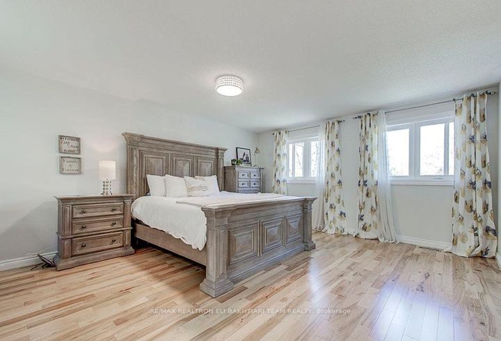Photo 30 at 353 Meegan Court, Summerhill Estates, Newmarket