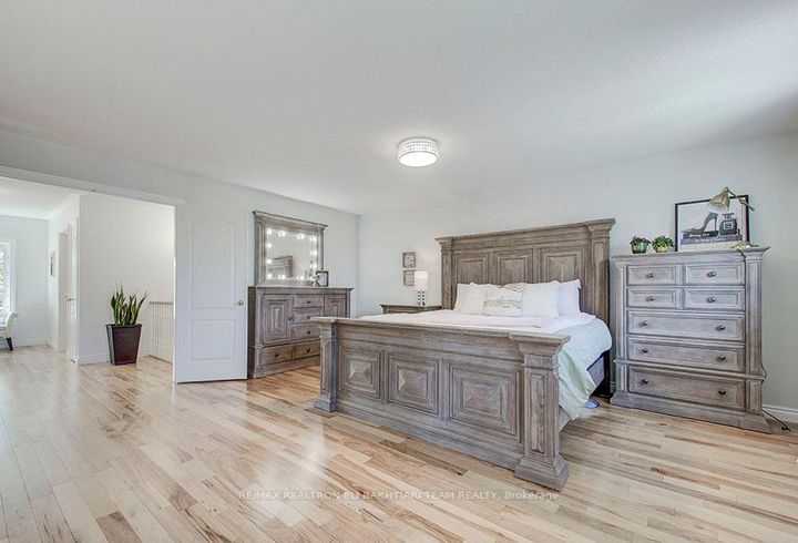 Photo 31 at 353 Meegan Court, Summerhill Estates, Newmarket