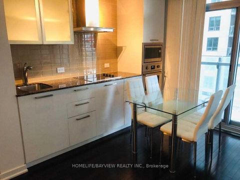 Photo 5 at 1605 - 12 York Street, Waterfront Communities C1, Toronto