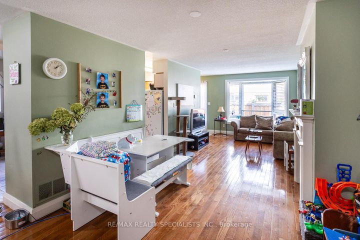 Photo 3 at 26 - 1231 Parkwest Place, Lakeview, Mississauga
