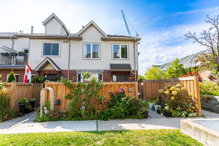Photo 7 at 26 - 1231 Parkwest Place, Lakeview, Mississauga