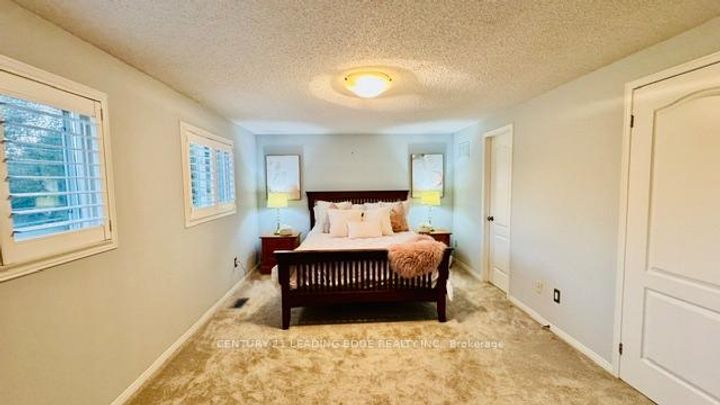 Photo 9 at 385 Compton Crescent, Centennial, Oshawa