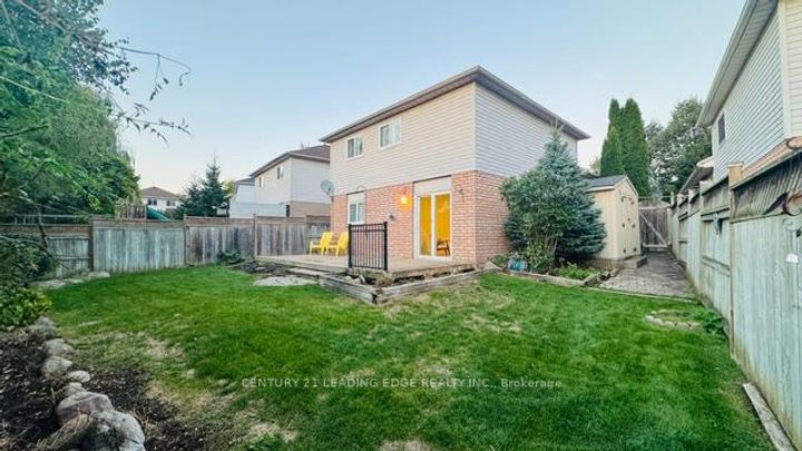 Photo 12 at 385 Compton Crescent, Centennial, Oshawa