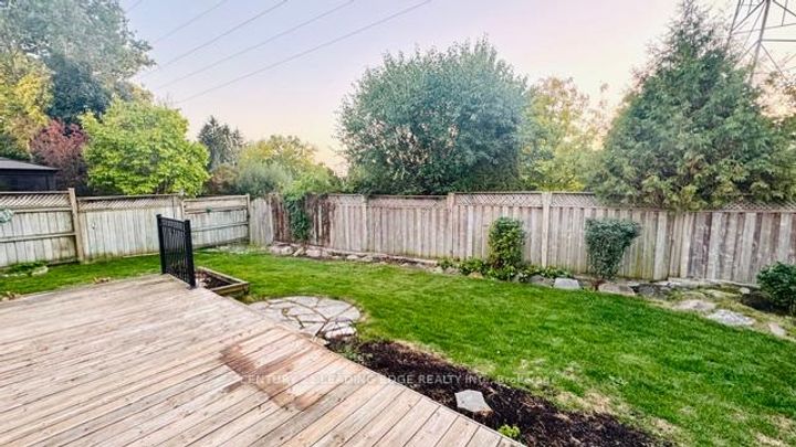 Photo 13 at 385 Compton Crescent, Centennial, Oshawa