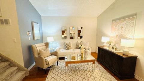 Photo 3 at 385 Compton Crescent, Centennial, Oshawa
