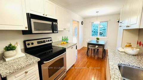 Photo 6 at 385 Compton Crescent, Centennial, Oshawa