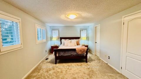 Photo 9 at 385 Compton Crescent, Centennial, Oshawa