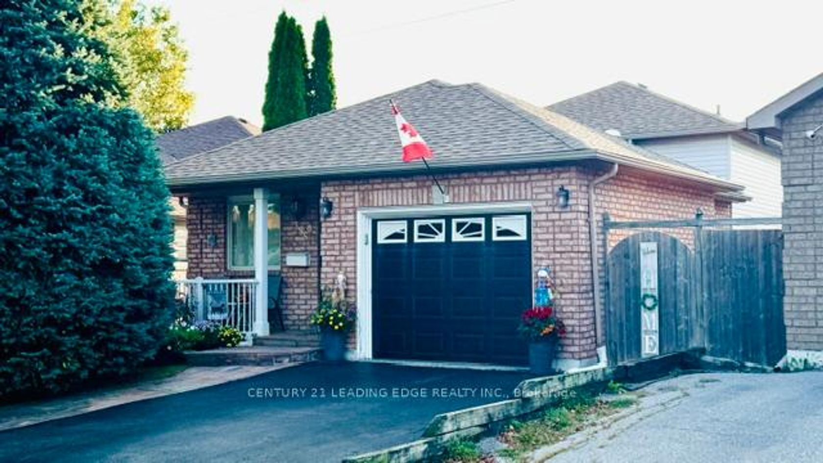 385 Compton Crescent, Centennial, Oshawa 2