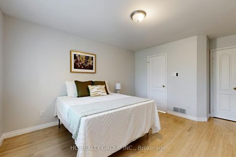 Photo 37 at 348 Greenfield Avenue, Willowdale East, Toronto
