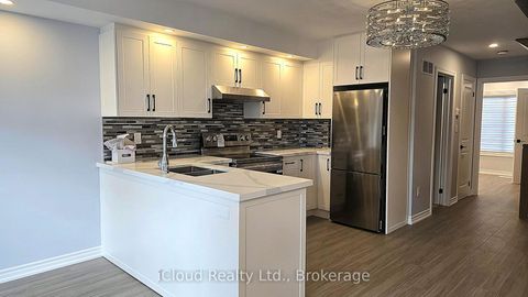 Photo 5 at 43 Mantello Drive, York University Heights, Toronto