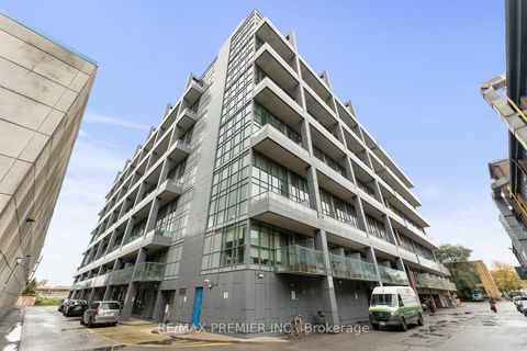 Photo 1 at 301 - 5 Hanna Avenue, Niagara, Toronto