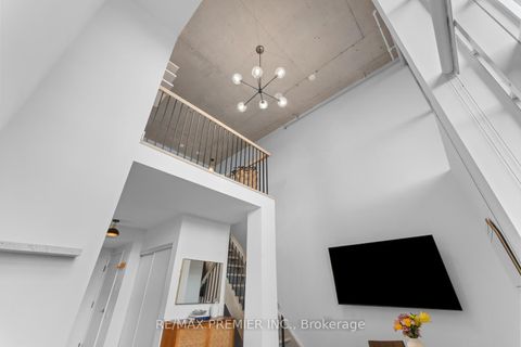 Photo 13 at 301 - 5 Hanna Avenue, Niagara, Toronto