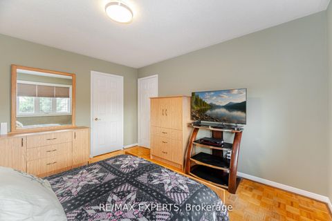 Photo 39 at 21 Williamsburg Lane, East Woodbridge, Vaughan