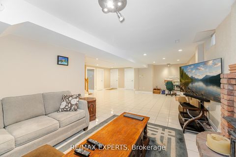 Photo 47 at 21 Williamsburg Lane, East Woodbridge, Vaughan