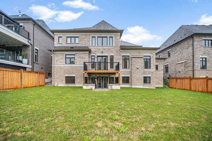 Photo 46 at 30 Enclave Court, Kleinburg, Vaughan