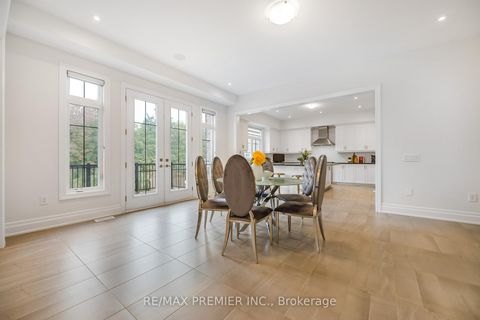 Photo 19 at 30 Enclave Court, Kleinburg, Vaughan