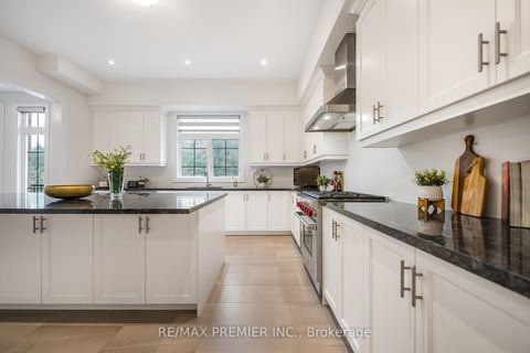 Photo 21 at 30 Enclave Court, Kleinburg, Vaughan