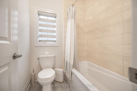 Photo 39 at 30 Enclave Court, Kleinburg, Vaughan