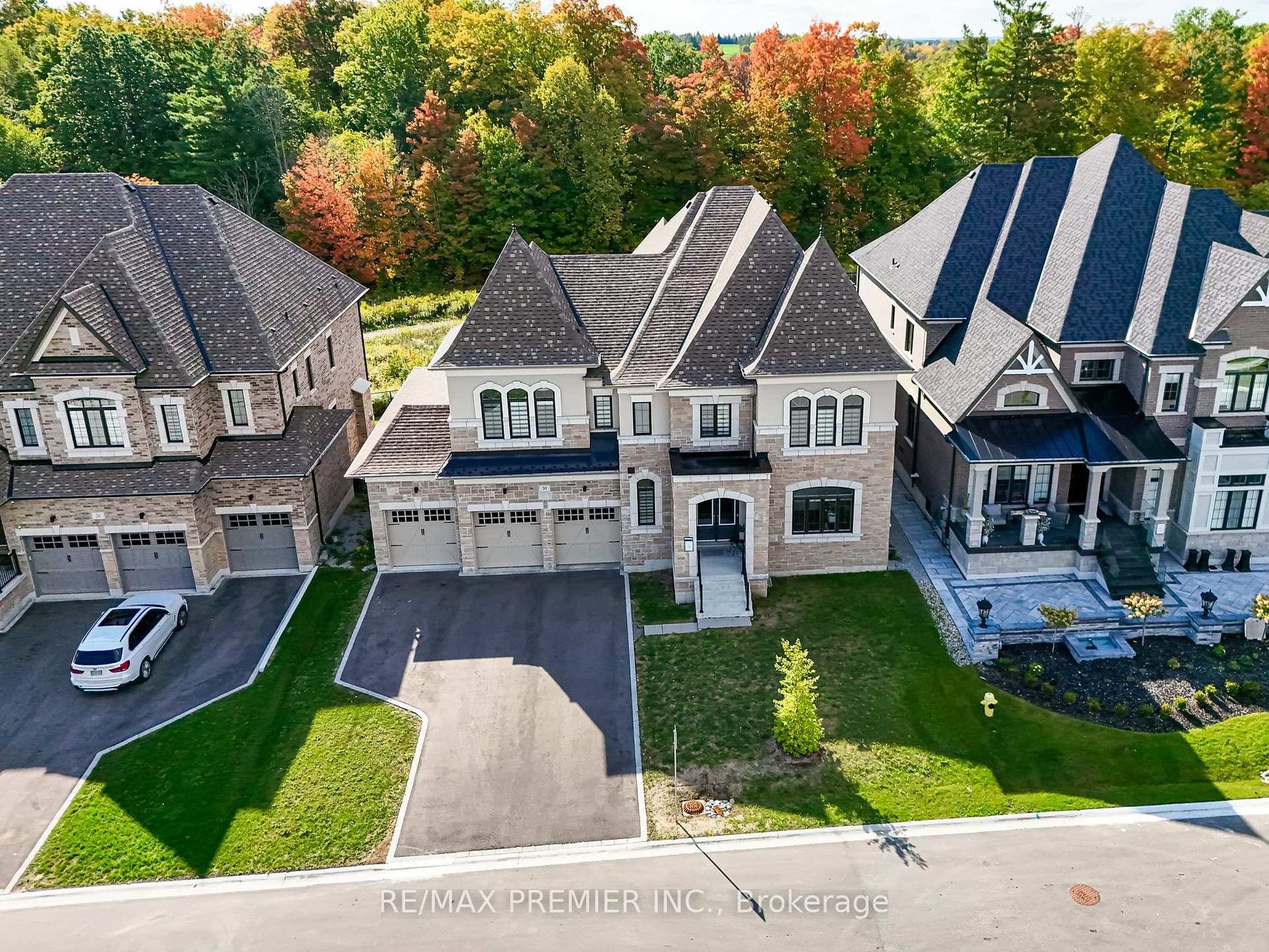 30 Enclave Court, Kleinburg, Vaughan 