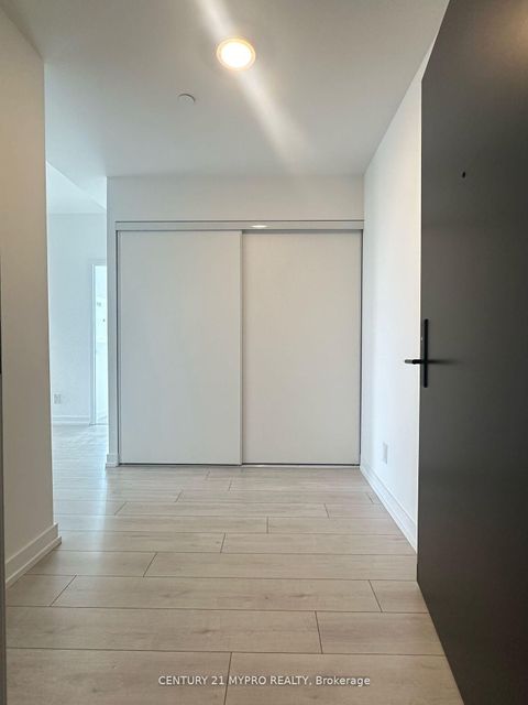 Photo 2 at 607 - 500 Dupont Street, Annex, Toronto