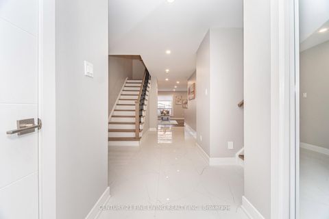 Photo 8 at 91 Wade Gate, Brownridge, Vaughan