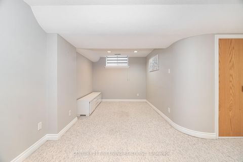 Photo 43 at 91 Wade Gate, Brownridge, Vaughan