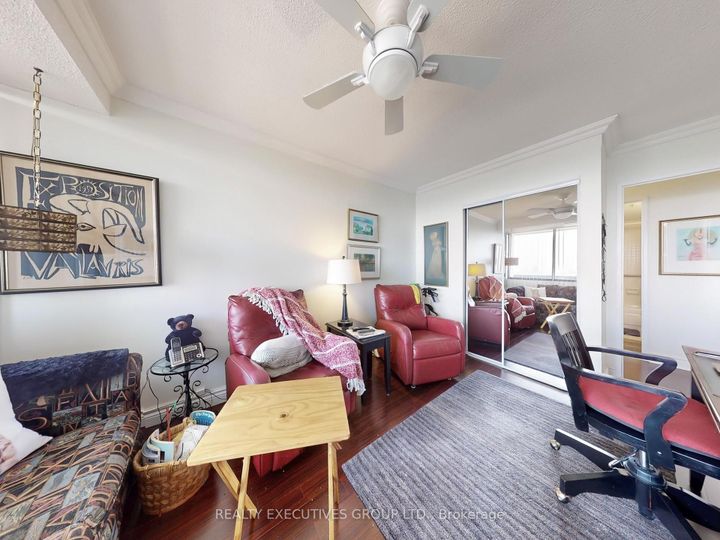 Photo 27 at 1701 - 8111 Yonge Street, Royal Orchard, Markham