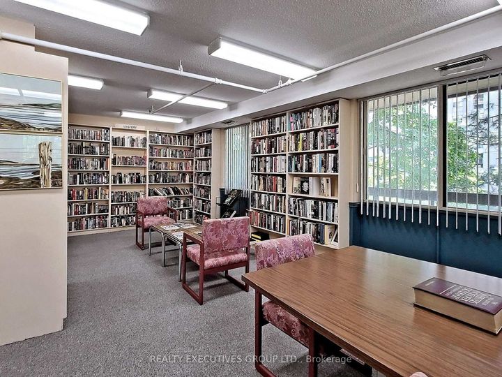 Photo 41 at 1701 - 8111 Yonge Street, Royal Orchard, Markham