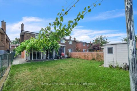 Photo 36 at 53 Agincourt Road, West Woodbridge, Vaughan