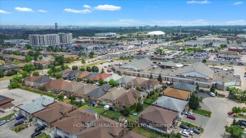 Photo 37 at 53 Agincourt Road, West Woodbridge, Vaughan