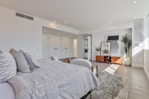 Photo 35 at 603 - 18A Hazelton Avenue, Annex, Toronto