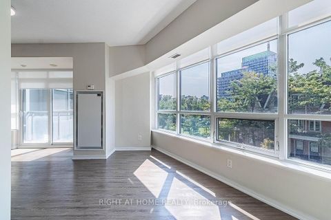 Photo 10 at 318 - 38 Joe Shuster Way, South Parkdale, Toronto