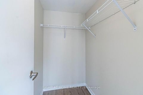 Photo 14 at 318 - 38 Joe Shuster Way, South Parkdale, Toronto