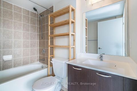 Photo 15 at 318 - 38 Joe Shuster Way, South Parkdale, Toronto