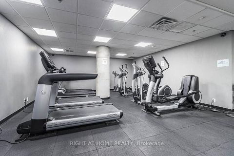 Photo 23 at 318 - 38 Joe Shuster Way, South Parkdale, Toronto
