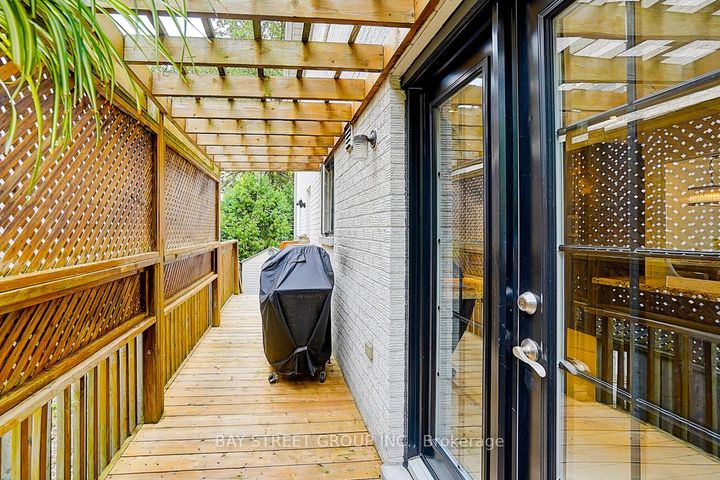 Photo 25 at 2 Riverview Road, Bullock, Markham