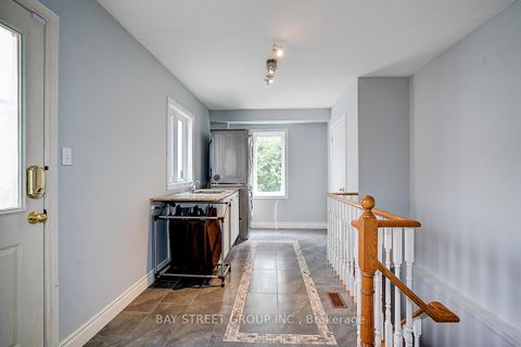 Photo 26 at 2 Riverview Road, Bullock, Markham