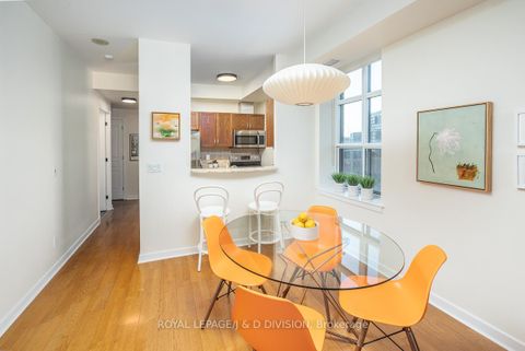 Photo 18 at 610 - 438 Richmond Street W, Waterfront Communities C1, Toronto