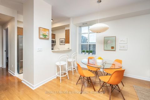 Photo 19 at 610 - 438 Richmond Street W, Waterfront Communities C1, Toronto