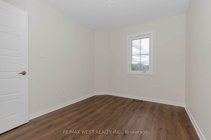 Photo 24 at 74 Pagebrook Crescent, Stoney Creek Mountain, Hamilton