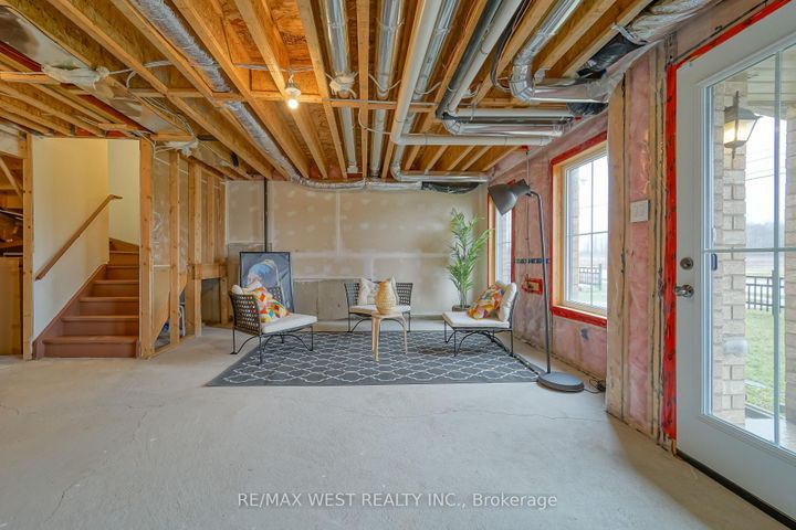 Photo 28 at 74 Pagebrook Crescent, Stoney Creek Mountain, Hamilton