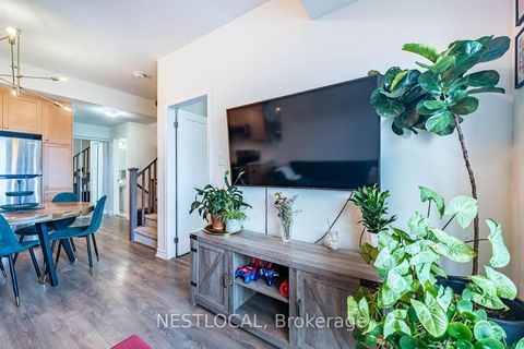 Photo 10 at 206 - 1085 Danforth Road, Eglinton East, Toronto