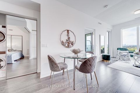 Photo 5 at 922 - 20 O'Neill Road, Don Mills, Toronto