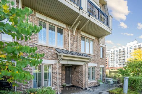 Photo 1 at 37 - 2441 Greenwich Drive, WM Westmount, Oakville