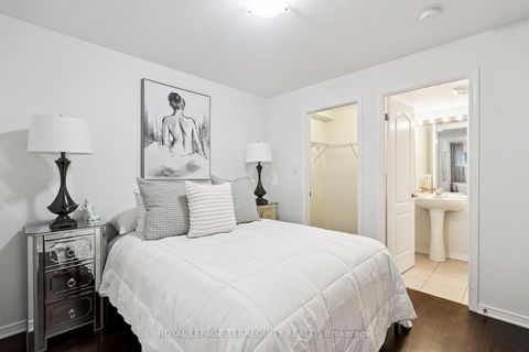 Photo 16 at 37 - 2441 Greenwich Drive, WM Westmount, Oakville