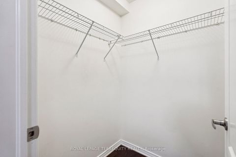 Photo 18 at 37 - 2441 Greenwich Drive, WM Westmount, Oakville